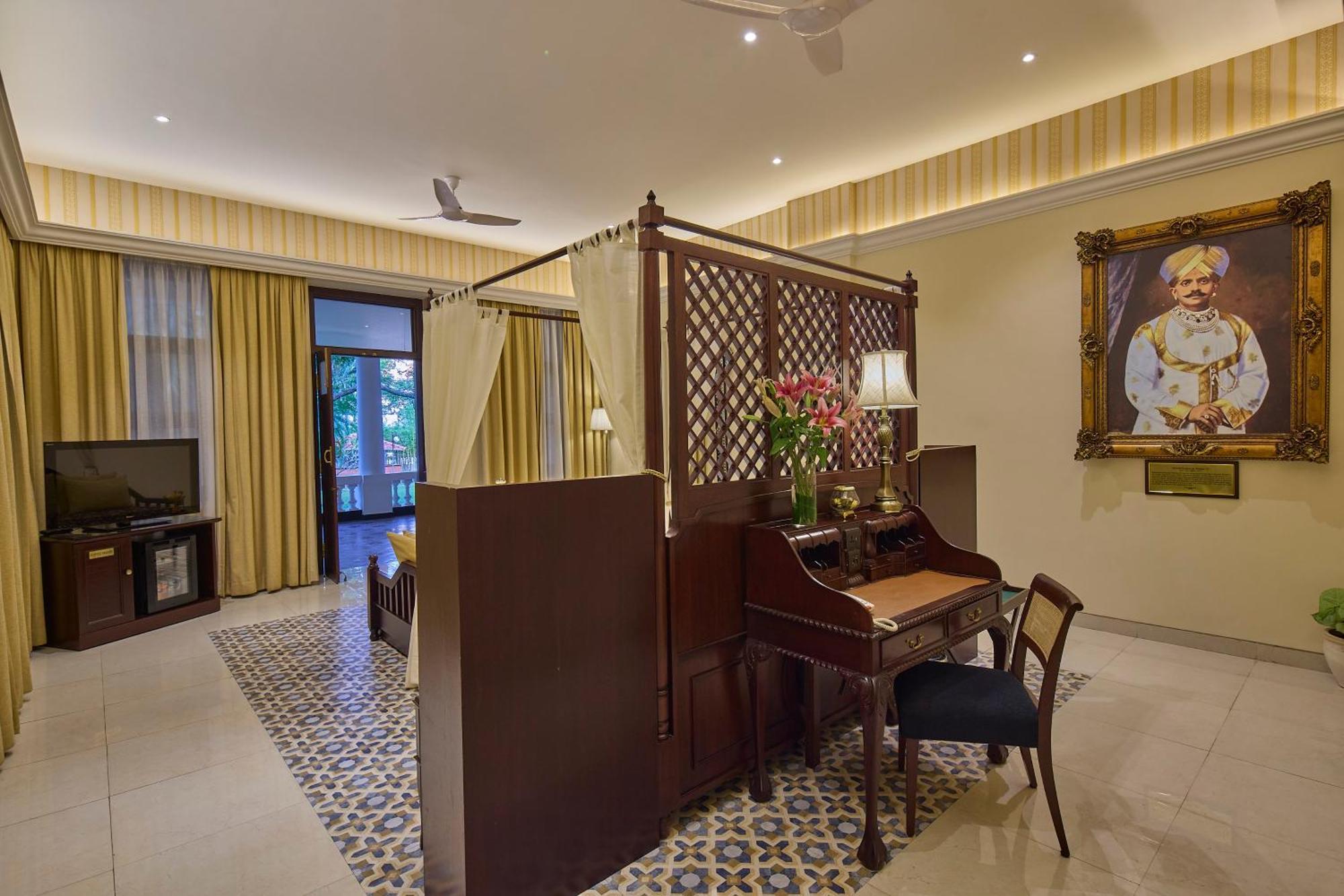 Royal Orchid Metropole Майсур Экстерьер фото