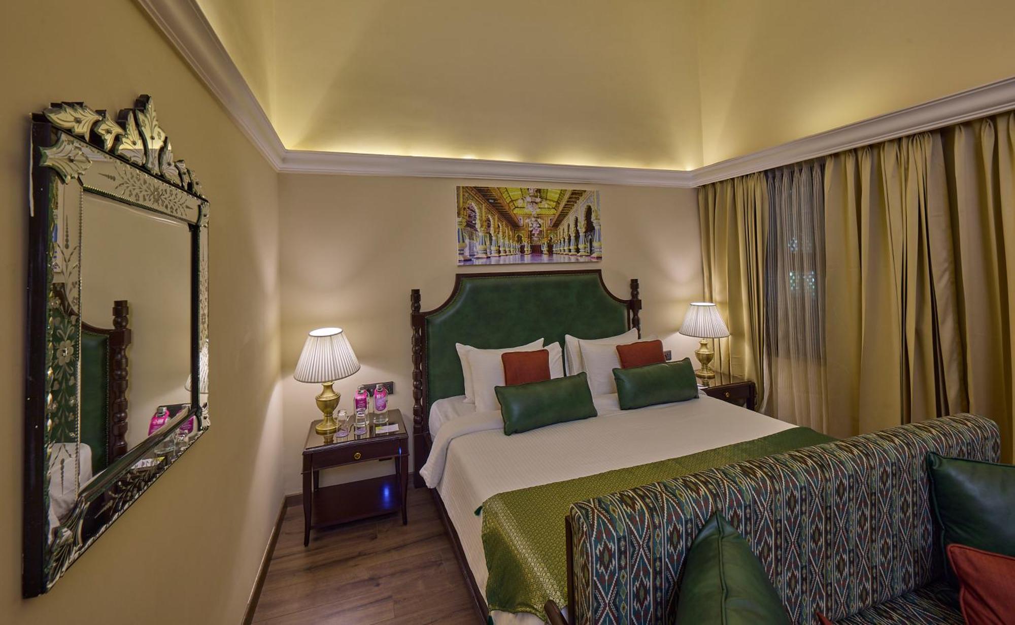 Royal Orchid Metropole Майсур Экстерьер фото