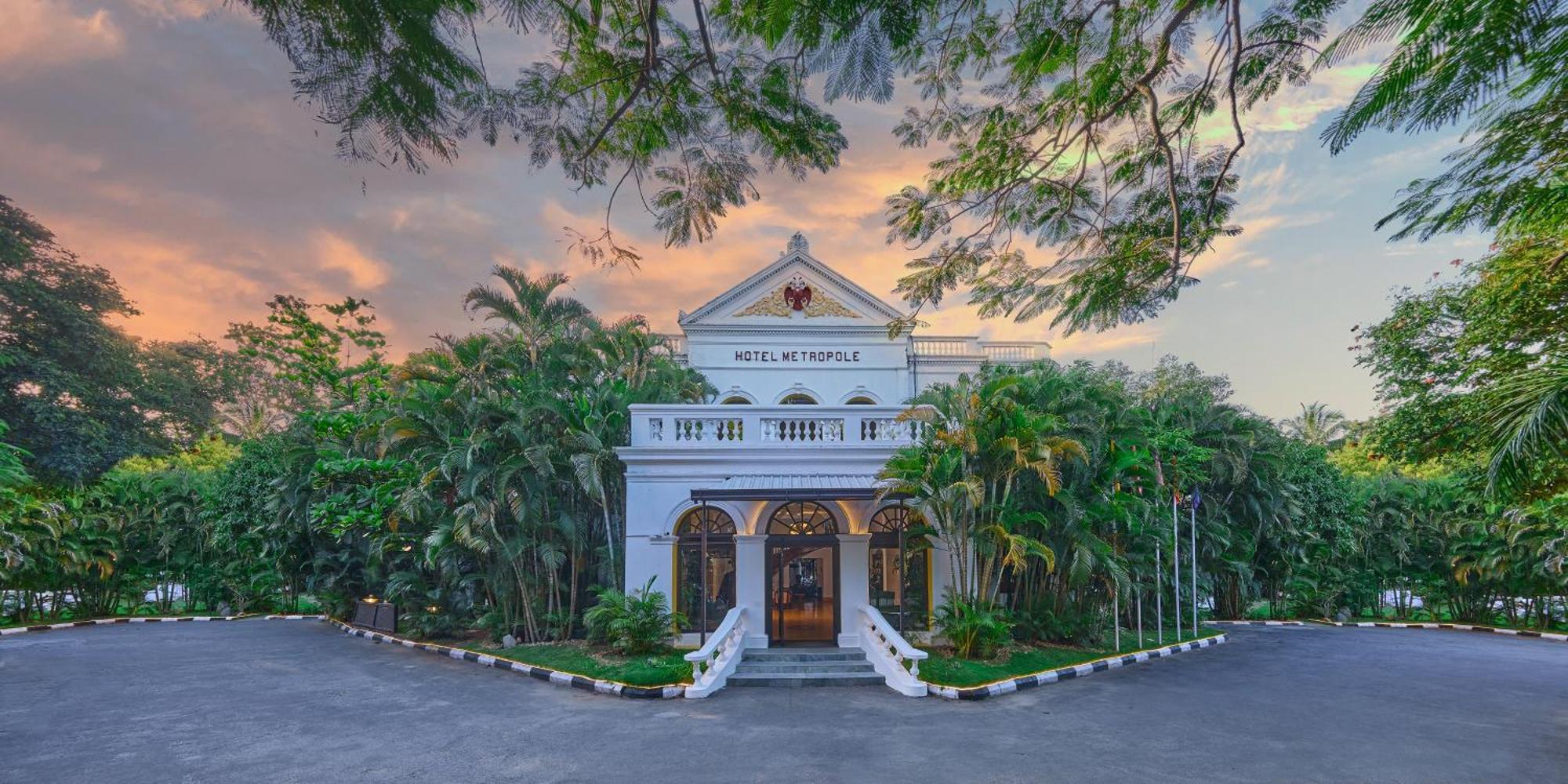 Royal Orchid Metropole Майсур Экстерьер фото